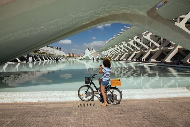 The Beauty of Valencia by Bike: Private Tour - Plaza Tetuan, Puerta del Mar, and the Justice Court