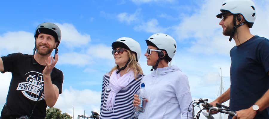 The Classic: Discover Amazing Auckland on an Electric Bike - From Wynyard Quarter to Westhaven Marina
