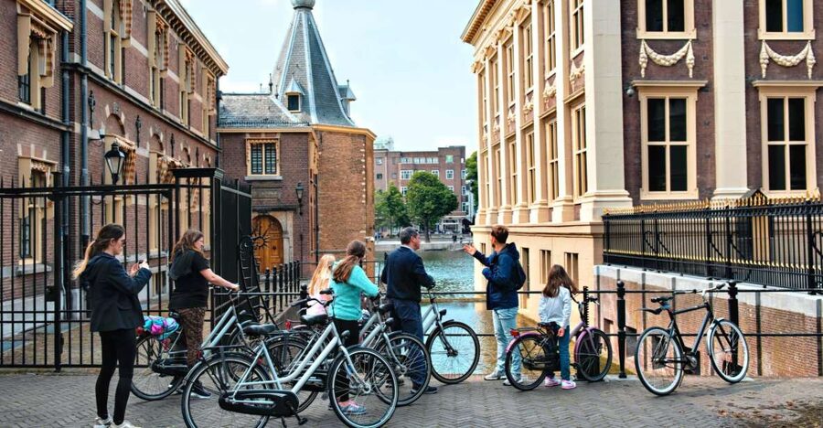The Hague: Highlights Bike Tour - Who should book this bike tour?
