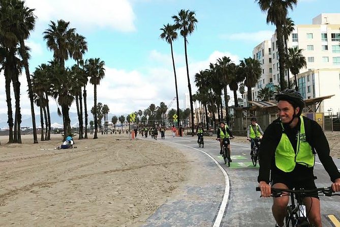 The Ultimate LA Tour: Full Day Sightseeing Tour On Electric Bike - Venice Beach, Muscle Beach, and the Venice Canals