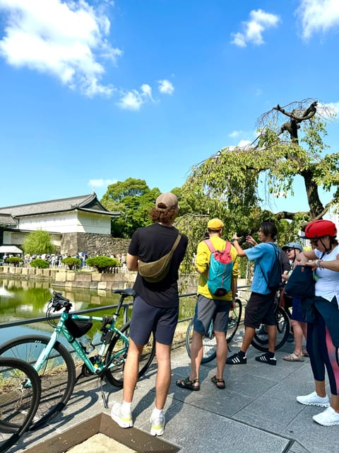 Tokyo: 3-Hour Bike or E-Bike City Highlights Tour - The National Stadium and a local stop