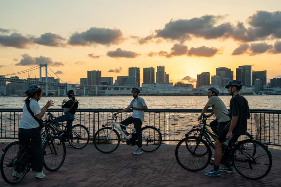 Tokyo Bay Area: Sunset Night View 3h E-bike Guided Bike Tour - Odaiba’s big sights from the road