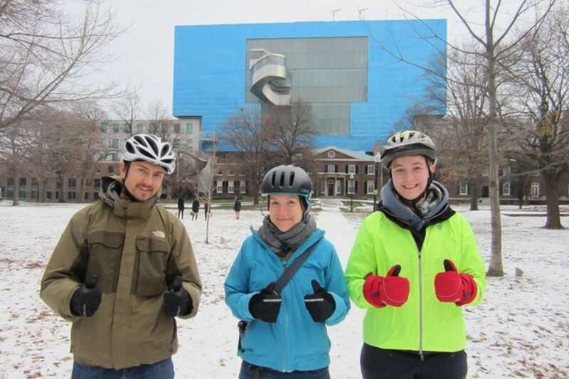 Toronto: Heart of Downtown 3.5-Hour Bike Tour - City Hall, the Flatiron Building, and St. Lawrence Market