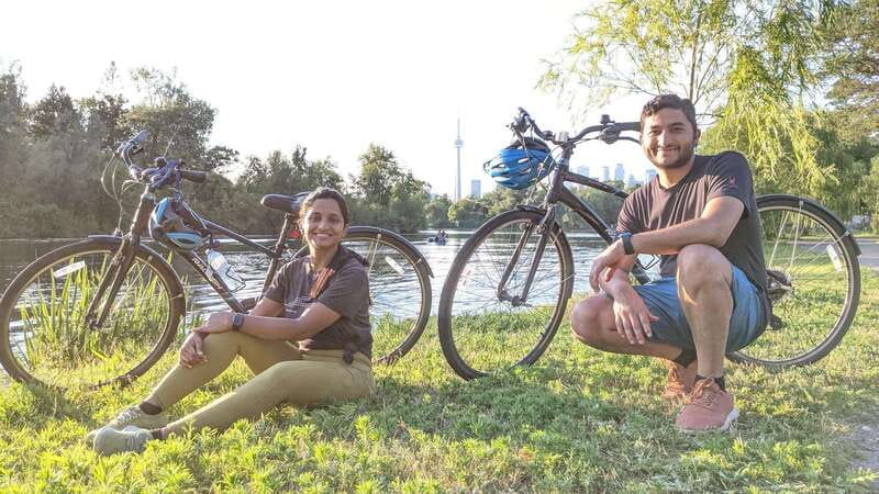 Toronto Islands: Morning or Twilight 3.5-Hour Bike Tour - The city ride to the ferry