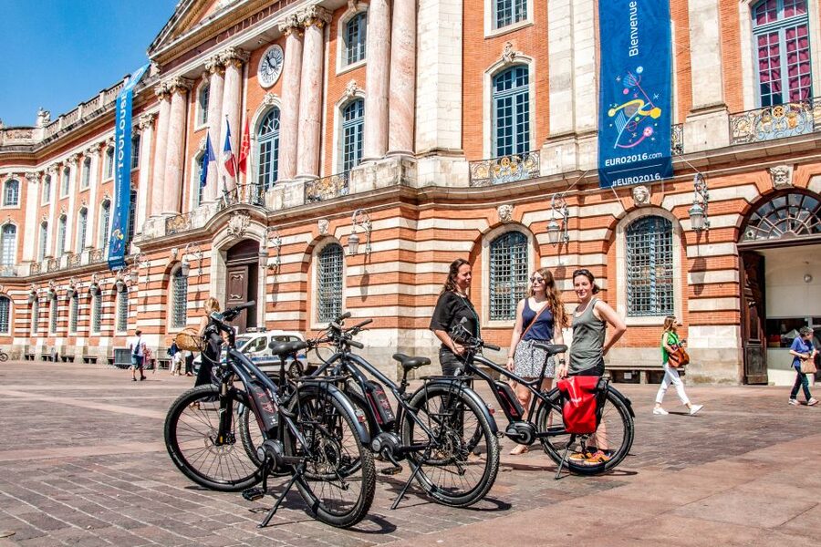 Toulouse E-Bike Tour - Group size, pace, and comfort