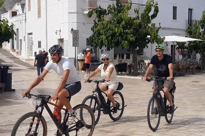 Tour Ebike Trulli Alberobello - Alberobello and the trulli districts