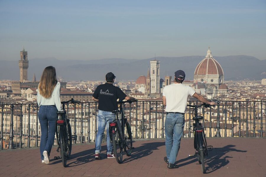 Tuscany: E-Bike Tour from Florence with Lunch - From Via dei Vagellai to the first Florence viewpoints