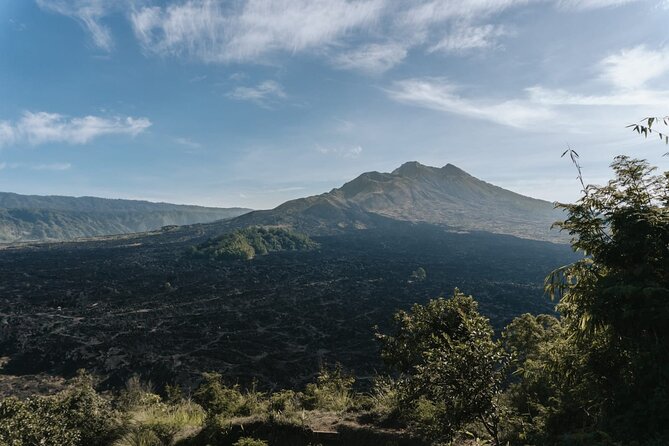 Ubud: Downhill Cycling with Volcano, Rice Terraces, and Meal - Starting near South Batur with a clear volcano view