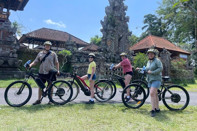 Ubud eBikes Tour to Tegallalang Rice Terrace - Inside a traditional Balinese family compound