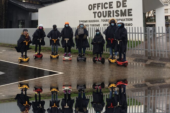 Unusual and ecological ride on a Segway and electric bike in Bayonne - Learning the Segway before entering the old town