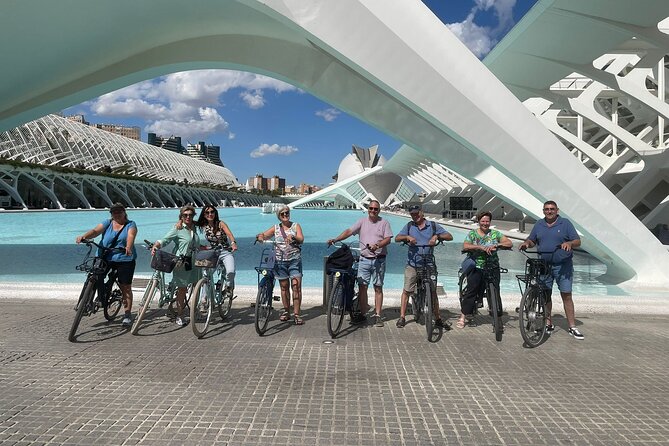 Valencia all in one: beaches, old town & city arts by E-bike - City of Arts and Sciences
