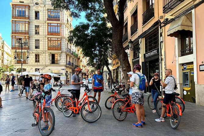 Valencia City Highlights in Guided Bike or E-Bike Tour - Bikes, e-bikes, helmets, and group size