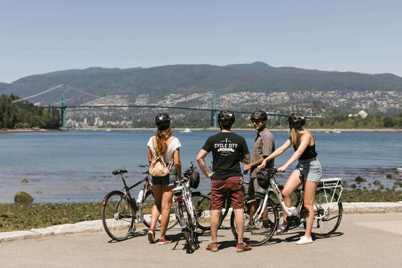 Vancouver: Guided Bike Tour - English Bay and Vancouver’s popular beaches