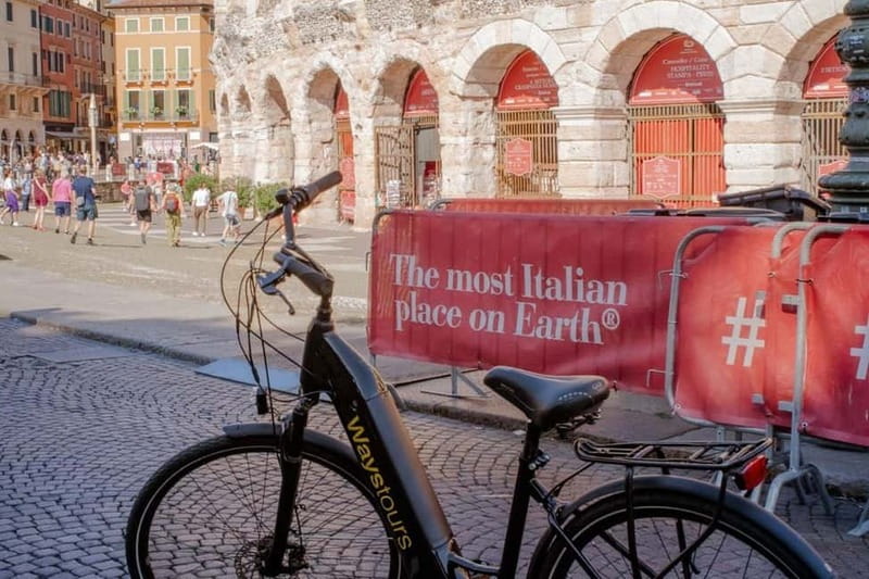 Verona e-bike tour: city center and panoramic views - Juliet’s balcony and Verona’s medieval heart
