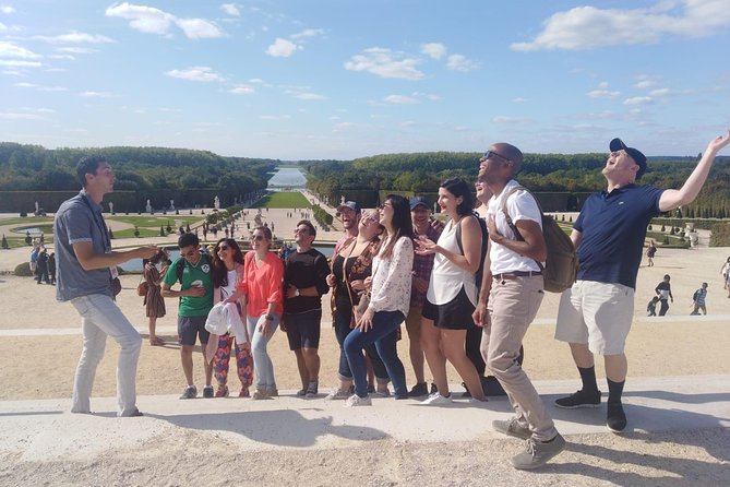 Versailles Bike Tour with Market, Gardens & Guided Palace Tour - A picnic beside the Grand Canal