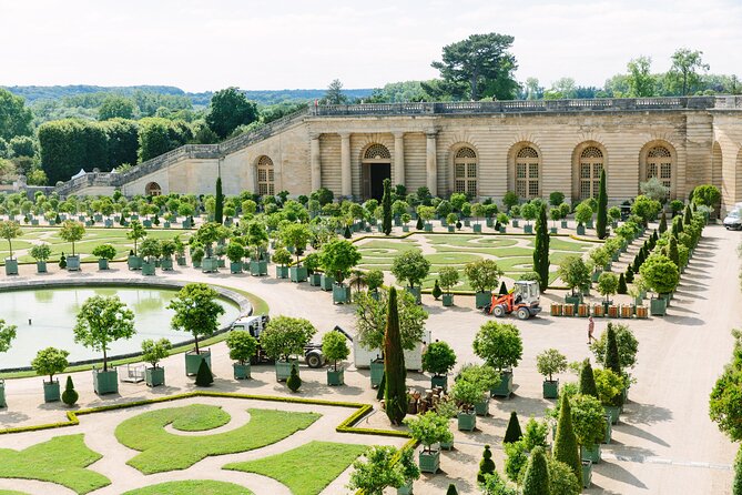 Versailles Full Day Bike Tour with Palace, Gardens, & Picnic - Marie Antoinette’s Queen’s Hamlet