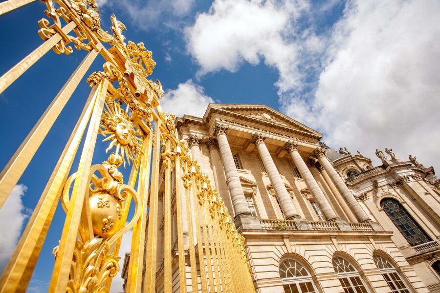 Versailles: Palace and Garden Bike Tour with Tickets - Riding through the gardens and beside the Grand Canal