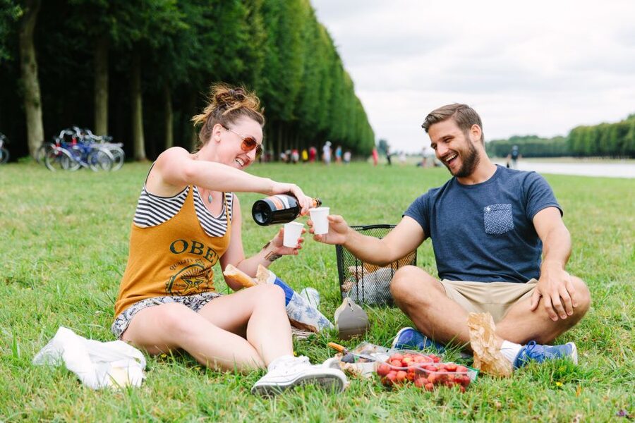 Versailles: Palace and Garden Bike Tour with Tickets - The market stop turns lunch into part of the tour