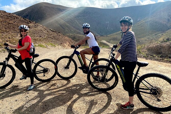Volcanic Discovery PREMIUM eBike Tour: 35 km - Returning to Corralejo after 35 km