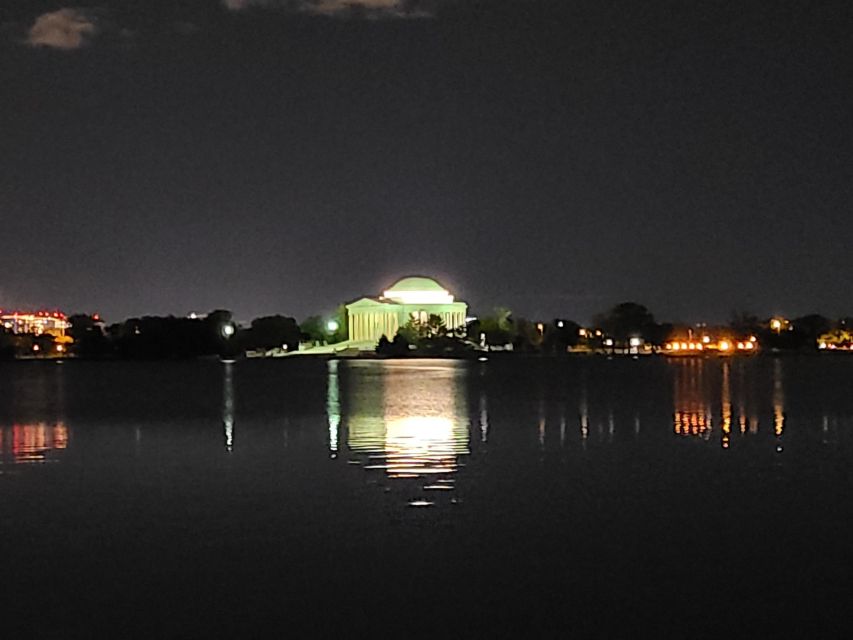 Washington DC: Monuments by Night Bike Tour - Washington Monument: the central landmark