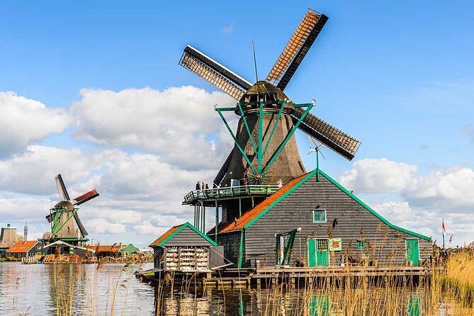 Zaanse Schans Windmills E Bike Day Trip from Amsterdam - The return route through Zaandam
