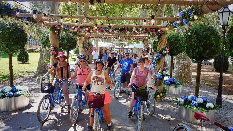 Zagreb: 2.5-Hour Highlights Bike Tour - At a glance: the details that matter