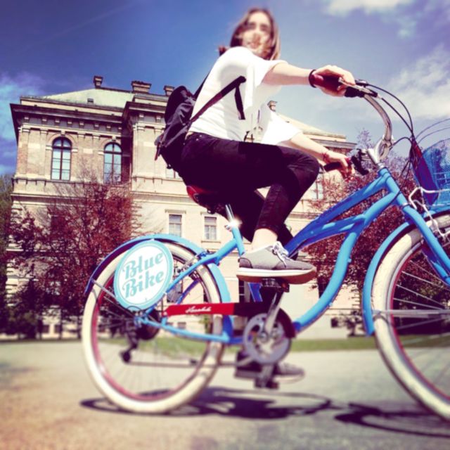 Zagreb: 2.5-Hour Highlights Bike Tour - Grič Tunnel and the ride home