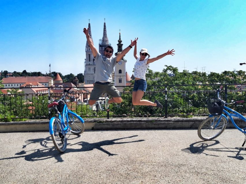 Zagreb: 2.5-Hour Highlights Bike Tour - Meeting at Ban Jelačić Square