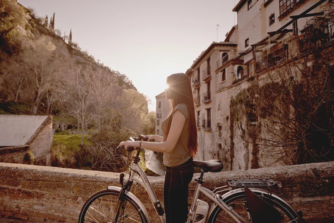 Zooming Through Granada: A Fun-Filled Electric Bike Tour - Mirador de San Nicolas and the Alhambra view